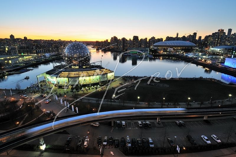 #YVR1 - Vancouver's Light Rail #YVR1 - Vancouver's Light Rail by Ivan Petrov