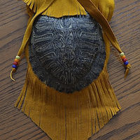 Turtle Shell Medicine Pouch //images.artistrunwebsite.com/gallery/img_1427271430338783_large.jpg?1431629996