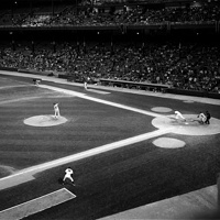 B&W 23 //images.artistrunwebsite.com/gallery/img_149151355122351_large.jpg?1425008037