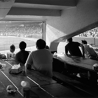 B&W 5 //images.artistrunwebsite.com/gallery/img_149331355122680_large.jpg?1425008151