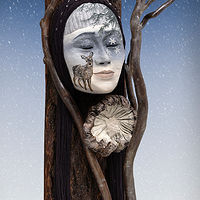 SNOWFLAKE_Mask-art-print //images.artistrunwebsite.com/gallery/img_1589421445226700_large.jpg?1450421233