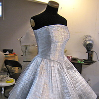 Chameleon Dress in progress //images.artistrunwebsite.com/gallery/img_174721357159060_large.jpg?1425008383