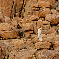 Rock Lady //images.artistrunwebsite.com/gallery/img_1894611464508144_large.jpg?1488509470