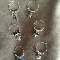 Sea life wine charms //images.artistrunwebsite.com/gallery/img_1898891464815044_large.jpg?1506565858