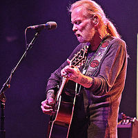 Gregg Allman //images.artistrunwebsite.com/gallery/img_1902581464945466_large.jpg?1465893891