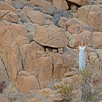 Rock Lady //images.artistrunwebsite.com/gallery/img_2061361474869166_large.jpg?1488509468