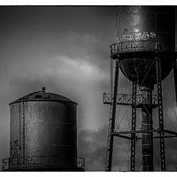 Towers of Water //images.artistrunwebsite.com/gallery/img_2098111477528753_large.jpg?1477528920