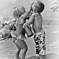 Sibling Rivalry //images.artistrunwebsite.com/gallery/img_2139081481083567_large.jpg?1482450752