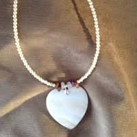 Shell heart pendant with assorted beads //images.artistrunwebsite.com/gallery/img_2174151524796995_large.jpg?1524796995