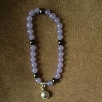 Purple Ouartzite and hematite stretch bracelet //images.artistrunwebsite.com/gallery/img_2234811487638690_large.jpg?1487638881