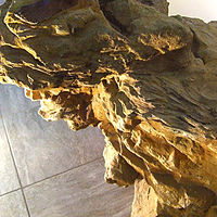1,100 pound monolithic base //images.artistrunwebsite.com/gallery/img_2239731488072540_large.jpg?1531778435