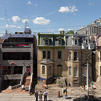 Dundas Street //images.artistrunwebsite.com/gallery/img_51331766770_large.jpg?1616591757