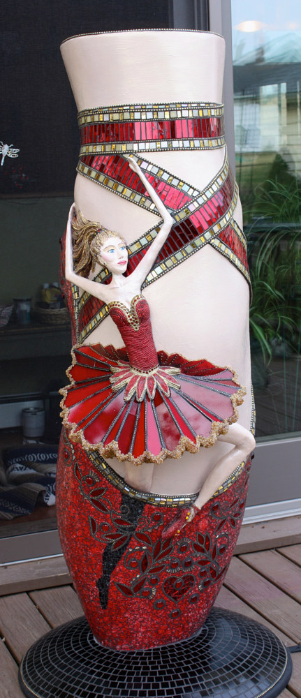 En Avante by Linda Biggers