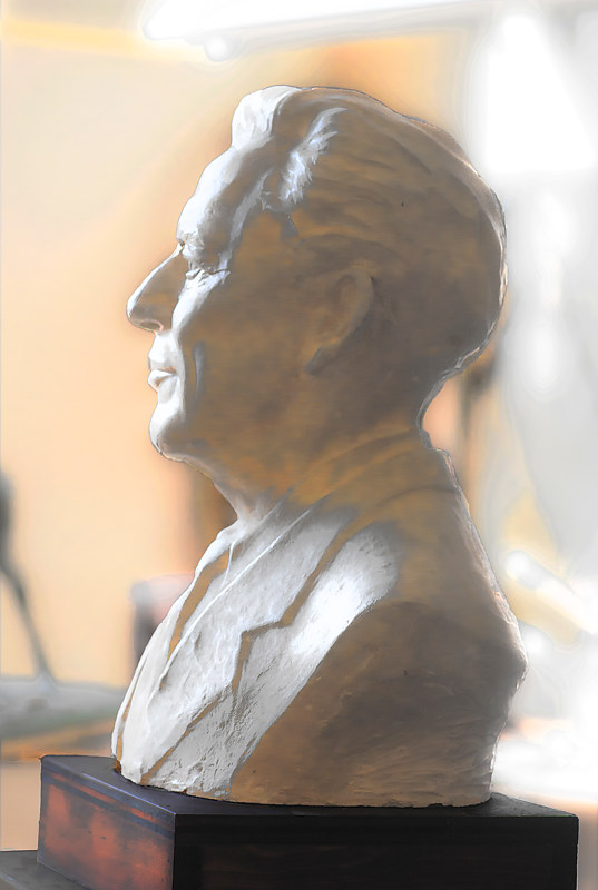 Sculpture &quot;First Sculpture, Max Eastman&quot; by Hunter Madsen