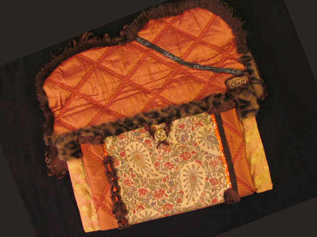 "Clutch Pocket" Open by Chía Ortegón